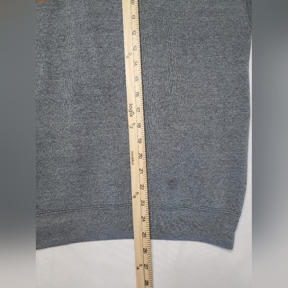 Disney Men's Mickey And Company Embroidered Sweatshirt Size XL Embroidered Vtg - Picture 7 of 9